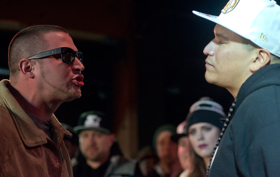 Notez battling Manik