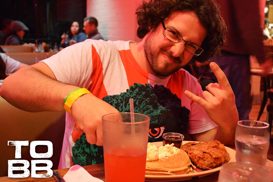 Sean from KOTD Media banging on some Roscoes